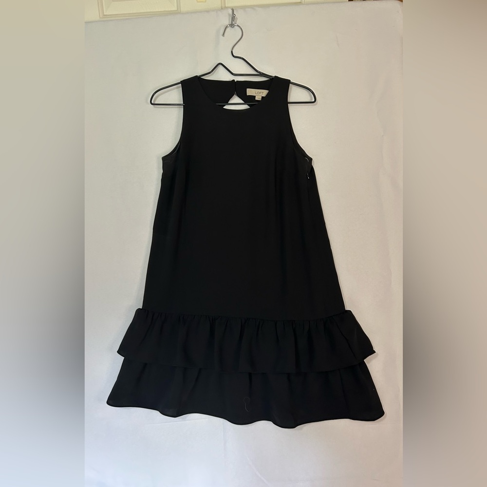 Loft Sz 2 Black Sheath Mini Dress 2 Tier Ruffles Bottom, Stylish Small Open Back